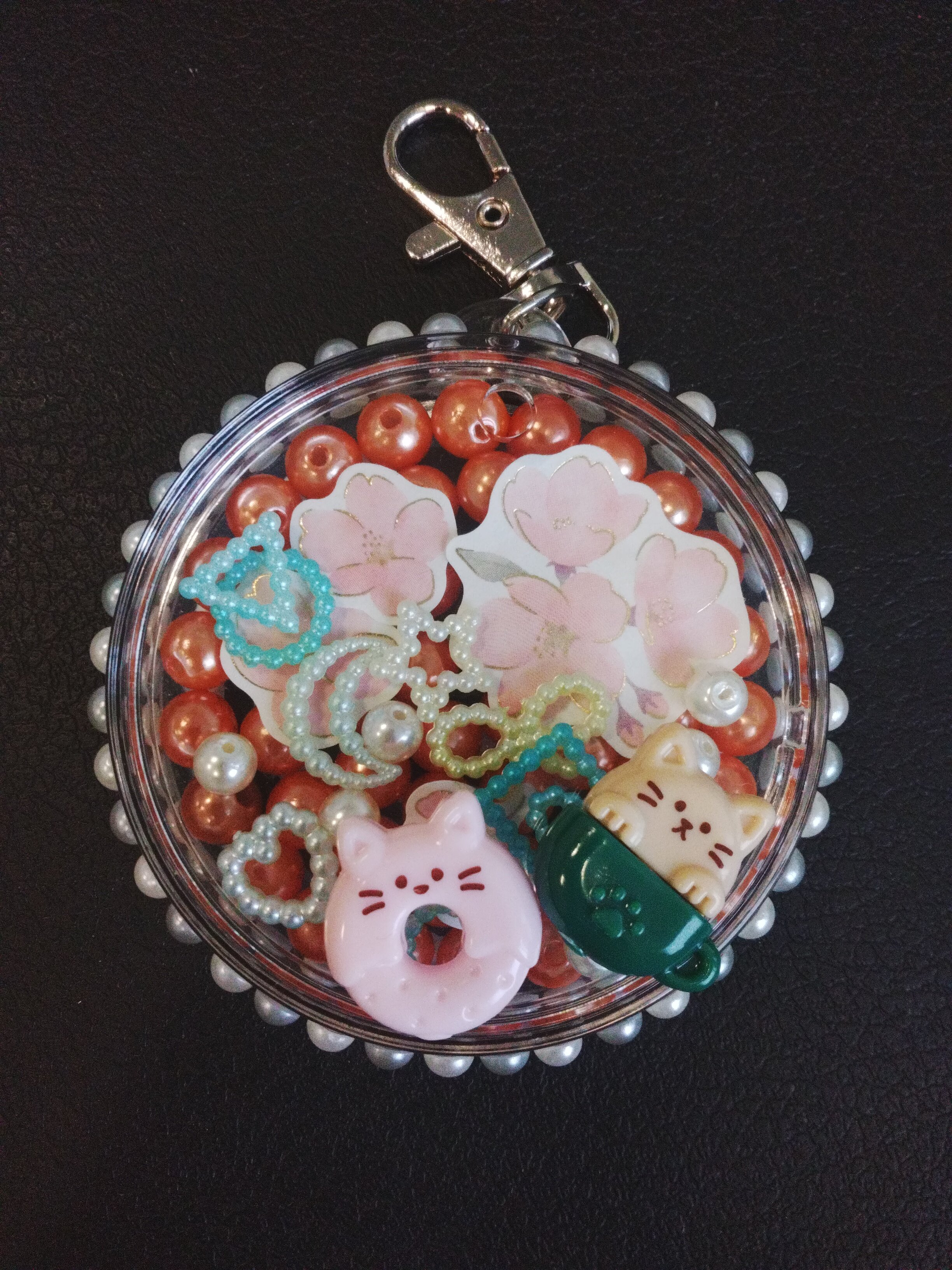 ねこカフェ お花見キーホルダー画像（武蔵小杉東急スクエア店）.JPG